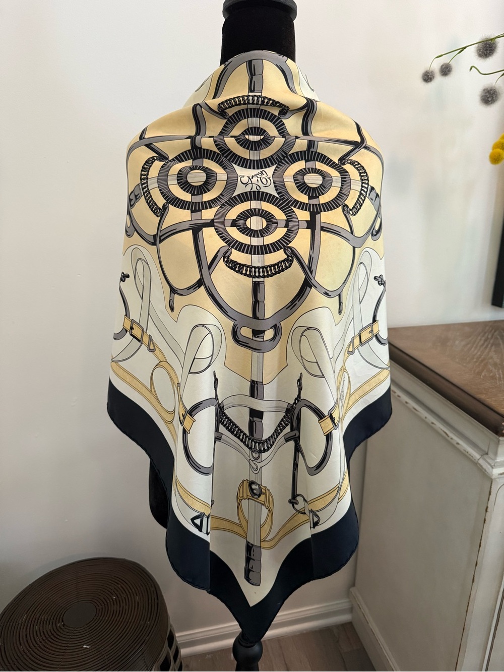 Hermes Silk Scarf Carré 90 Black White Hand Rolled Made in France